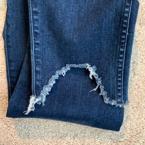 3x1 NYC High Rise Straight Crop Dark Wash Eleta Jeans, Size 2/26 - Picture 8 of 9